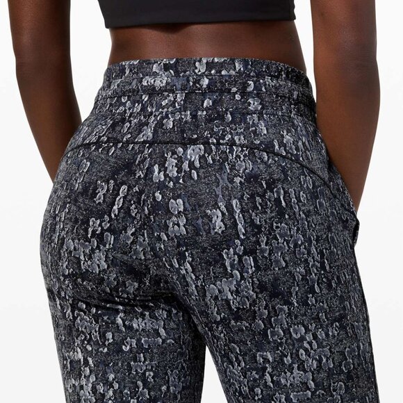 Lululemon Ready to Rulu Jogger 29" Eventide Jacquard, size 6 - Picture 9 of 9